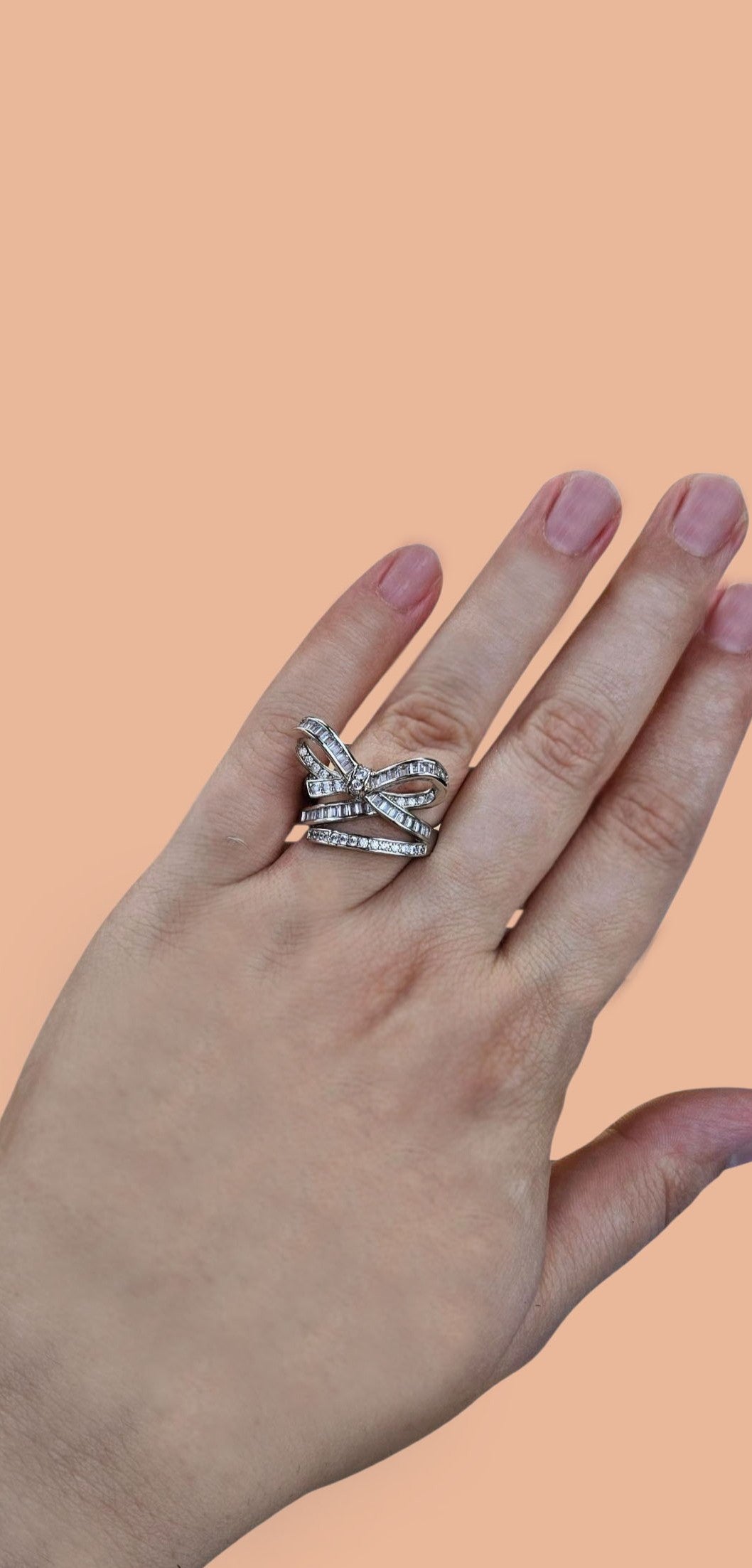 Elegant Bow Ring