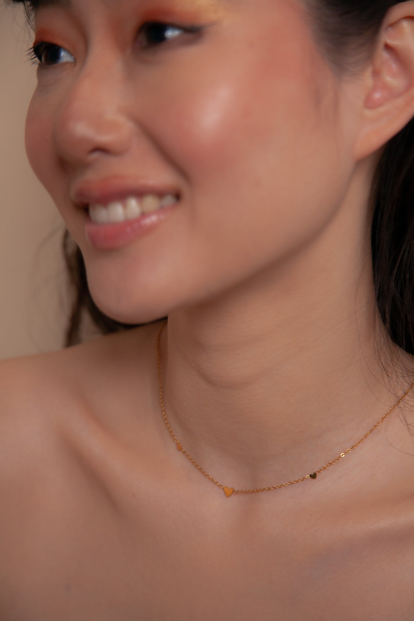 Stainless Steel dainty necklace with hearts,  Dainty Choker Necklace, Trendy jewelry Gift, Gold Hearts Necklace  Minimalist Necklace