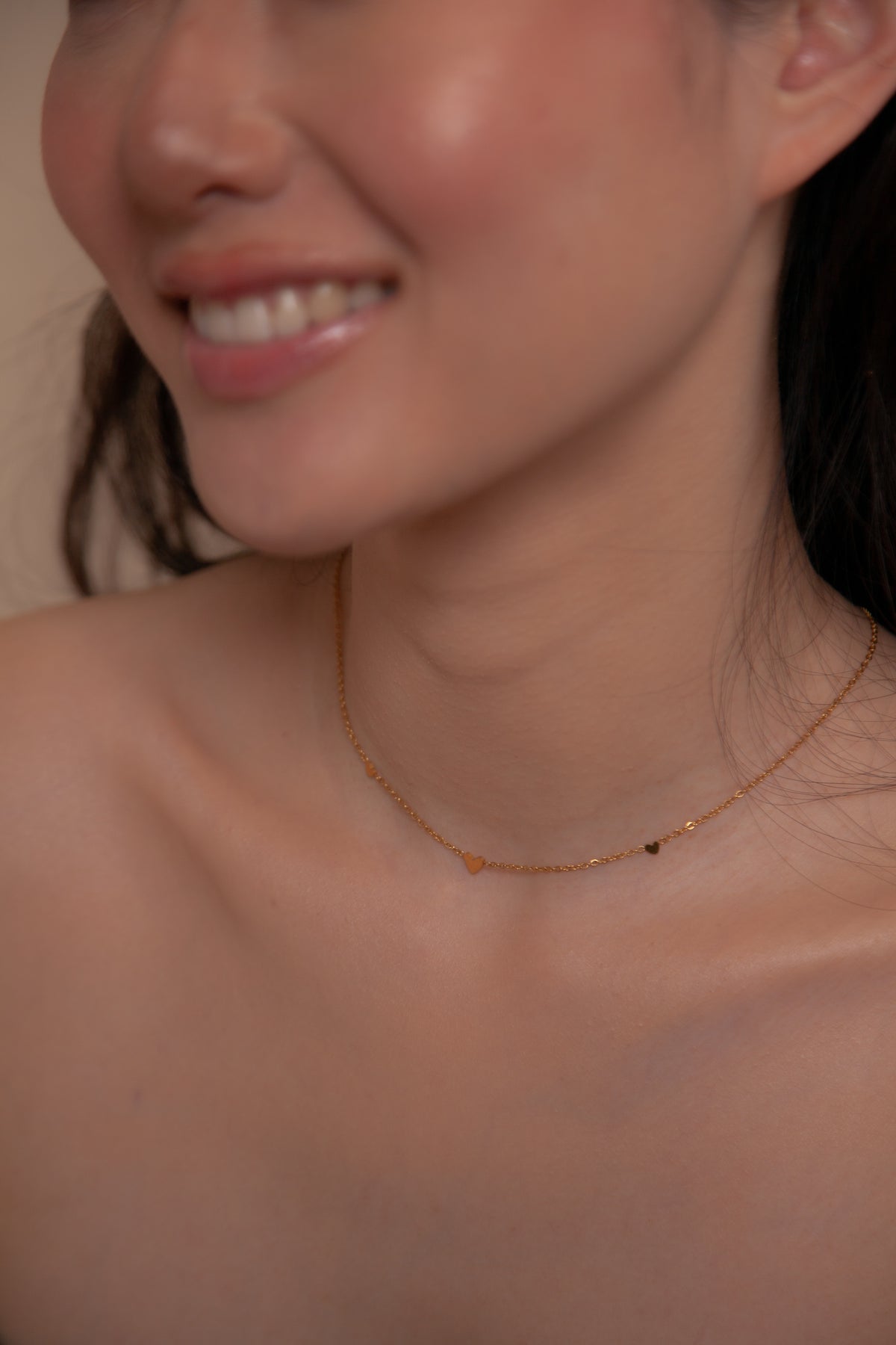 Stainless Steel dainty necklace with hearts,  Dainty Choker Necklace, Trendy jewelry Gift, Gold Hearts Necklace  Minimalist Necklace