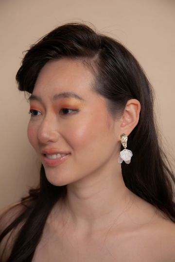 White Shell Flower Petal Drop Earrings For Women, ethereal earrings, Bridal petal drop dangles, Statement earrings,